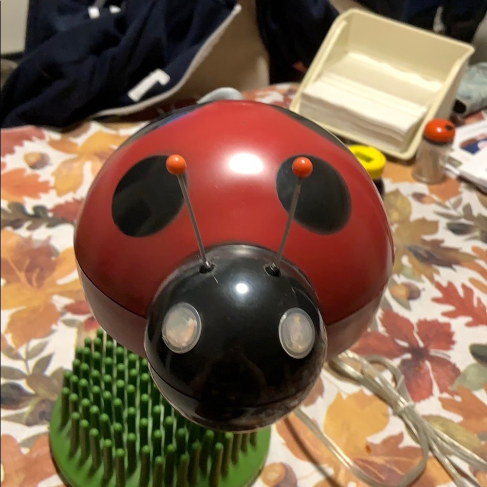Lady bug lamp - Picture 2 of 4